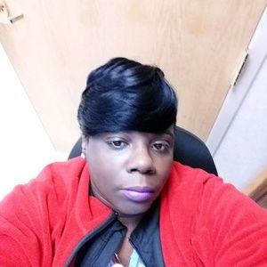 Meet your Posher, Joyce